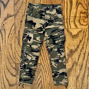 Camo US Army Paratrooper Style Cargo Pants w/ Zip Pockets